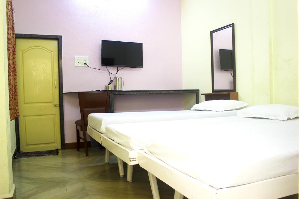 Pms Guest House Пондичерри Экстерьер фото