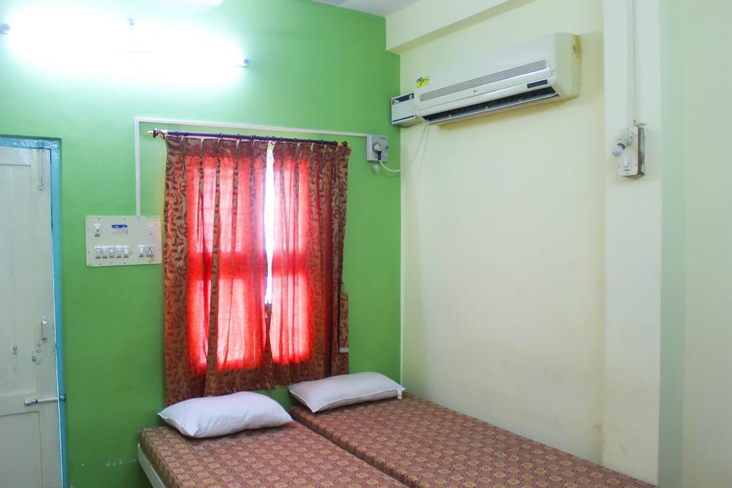 Pms Guest House Пондичерри Экстерьер фото